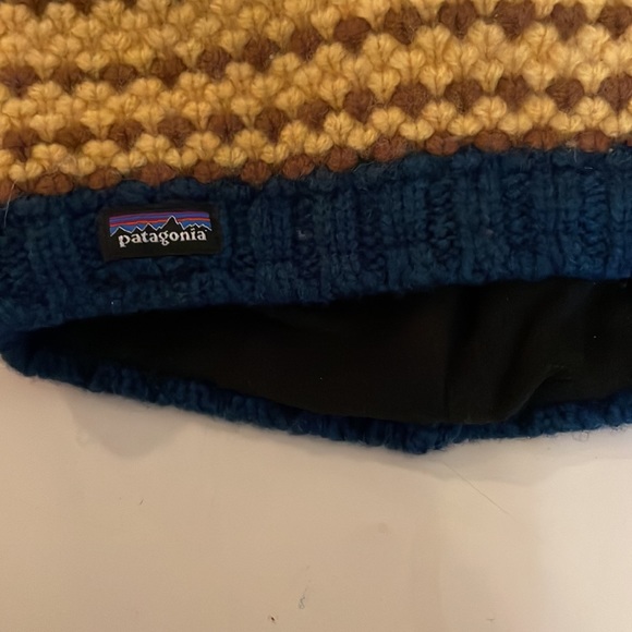 Patagonia fleece lined beanie - Picture 2 of 2